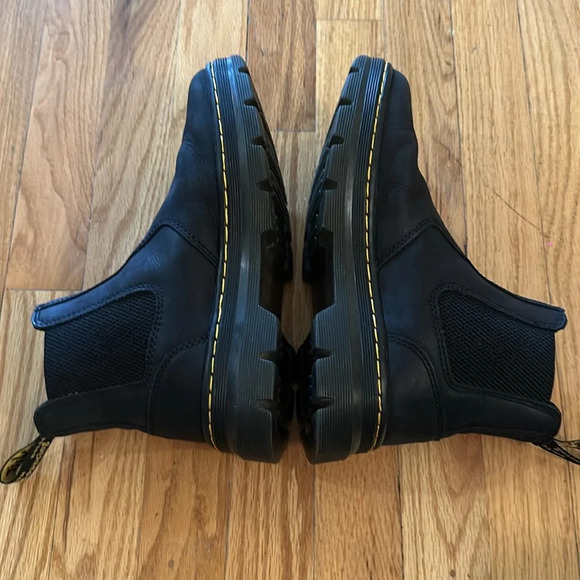 Dr Marten sz 7 Embury Chelsea boot black Wyoming leather in great pre owned cond - Picture 4 of 12